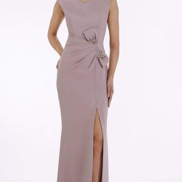 GIA FRANCO - 12921 EMBELLISHED BATEAU TRUMPET DRESS WITH SLIT - Navy Size 16 - Picture 7 of 16